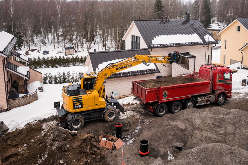 Nokian Tyres complete wheels for excavating and earthmoving / Nokian Tyres