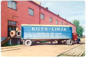 Renkaan matka jälleenmyyjille alkaa Kiito-Linjan kyydissä.