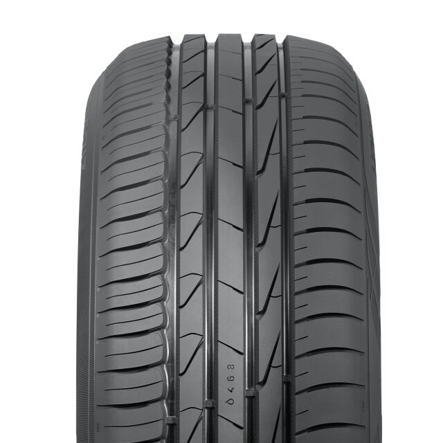 Nokian Tyres Hakka Blue 3 - ウェットパフォーマー / ノキアンタイヤ