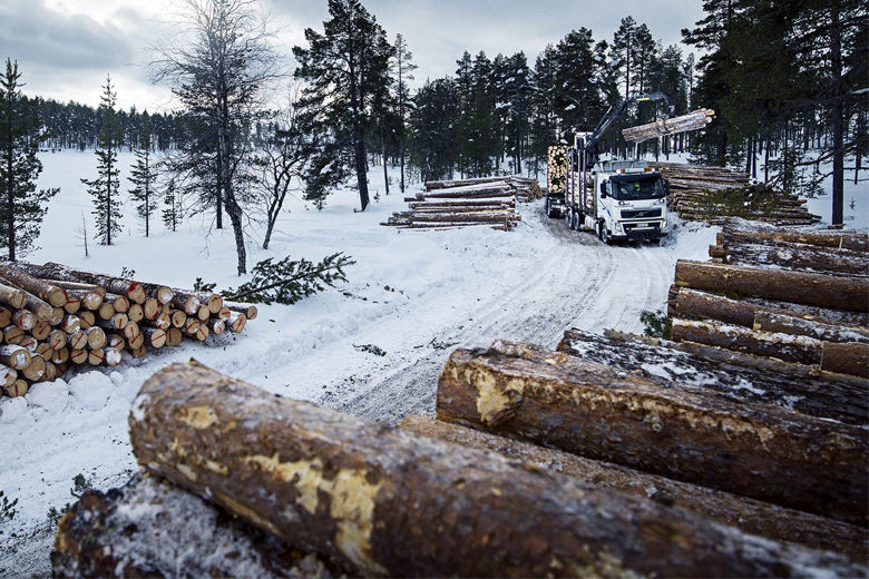 Extremt grepp för trailers – Nokian Hakkapeliitta Truck T gör Nokian Tyres vinterdäcksfamilj komplett